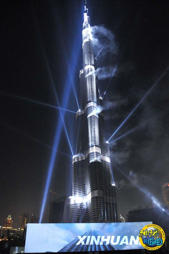 迪拜塔高828米 更名为哈利法塔