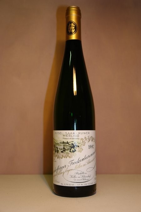 德国伊慕酒庄出产的"甜酒王后"riesling trockenbeerenauslese排第3.